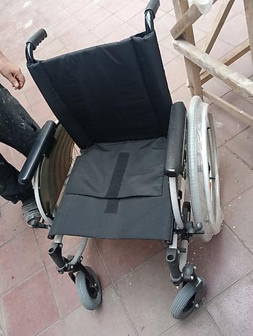 araba qiymetleri: Ottobock əlil arabası - Brend/model: Ottobock (arxa söykənəcəkdə — 2