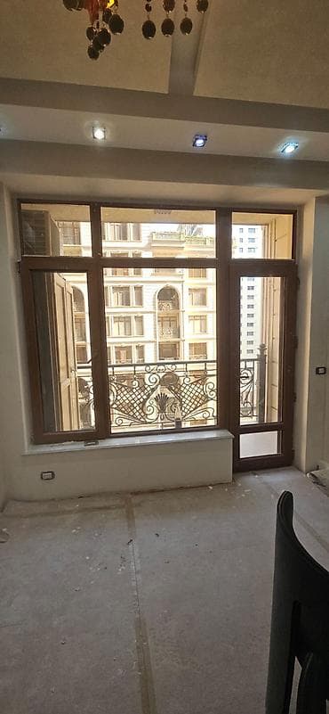 aluminium qapi pencere: Məhsul: Plasdik profil şüşəbənd/qapı–pəncərə sistemi (3 ədəd balkon — 3