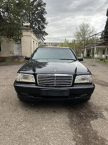 Mercedes-Benz C 180: 1.8 l | 1997 il Sedan