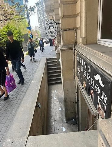 Bərbərlər | Saç kəsimi