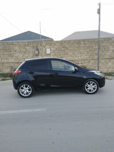 спойлер мазда демио: Mazda 2: 1.5 l | 2009 il Hetçbek — 4