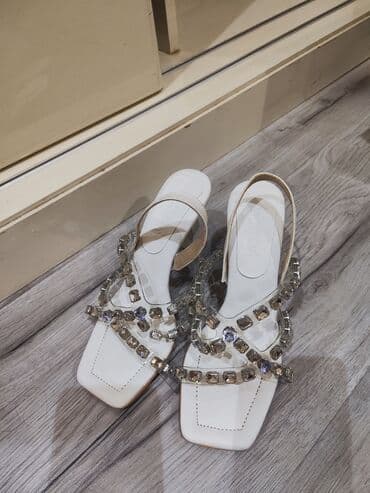 boz qadın futbolkaları: Ölçü: 35, rəng - Ağ, Yeni — 3