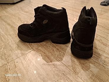 39 razmer geyinilib endirim isdeseniz ederik unvandan goturme veya