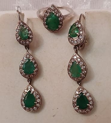 Dəstə daxildir: Üzük, Sırğa, Gümüş, 13 g