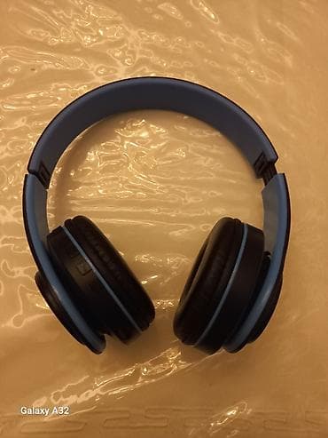 Masaüstü kompüterlər və iş stansiyaları: LED işıqlı simsiz qulaqlıq - Over-ear dizayn: yumşaq yastıqlar — 4