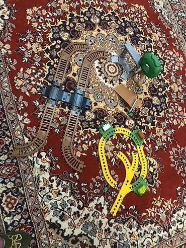 oyuncaq kompüter: Uşaq üçün relsli oyuncaq dəsti - Bir neçə fərqli rels sistemi: açıq — 4