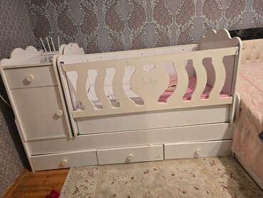 Usaqcun carpayi satilir. Ustunde matras, tul, icinin paduska lalafo.az -da Usaqcun carpayi satilir. Ustunde matras, tul, icinin paduska