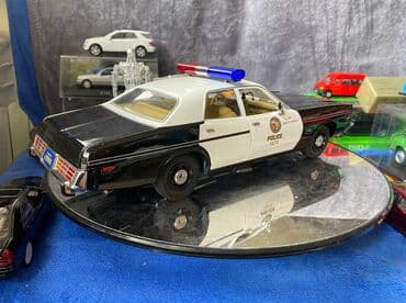 modeller: Коллекционная модель Dodge Monaco Police TERMINATOR 1977 — 16