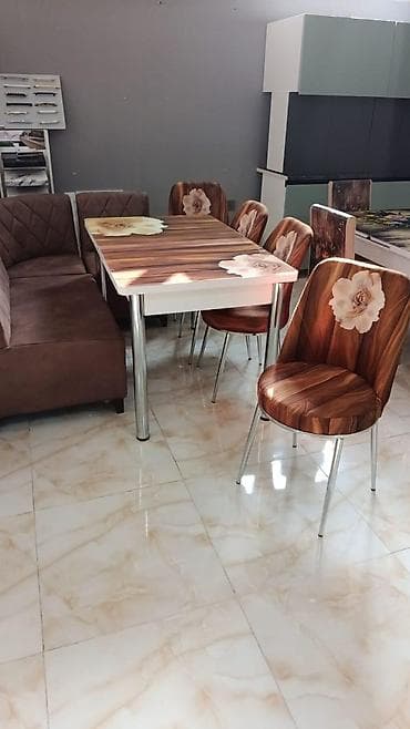 Mətbəx üçün, Açılmayan, Dördbucaq masa, 4 stul