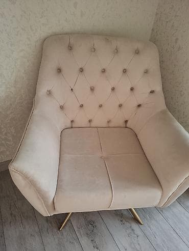 2 ədəd kreslo – krem rəng - Material: məxməri/parça örtük, yumşaq — 2