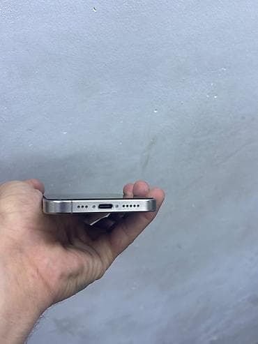 iphone 15 barter: IPhone 15 Pro, 128 GB, Gümüşü, Face ID — 7