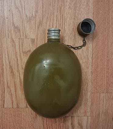 kolbasalar: Hərbi üslublu metal flakon - Material: metal gövdə, vintli metal qapaq — 1