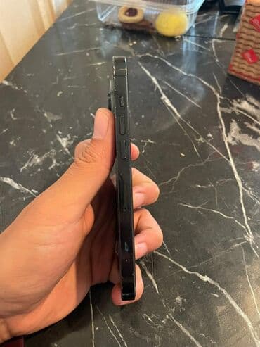 iphone 13 mini dubay: IPhone 14 Pro, Qara, Face ID — 3