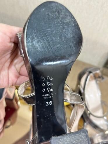 женские пляжные шлепанцы: Размер: 36, цвет - Серебристый, Б/у — 2