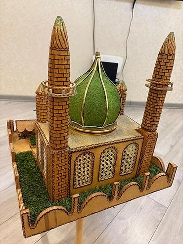 Digər: Taxtadan yonulmuş əl işi Məscid maketi. İdealdır. Ölçüləri 50×47 — 4
