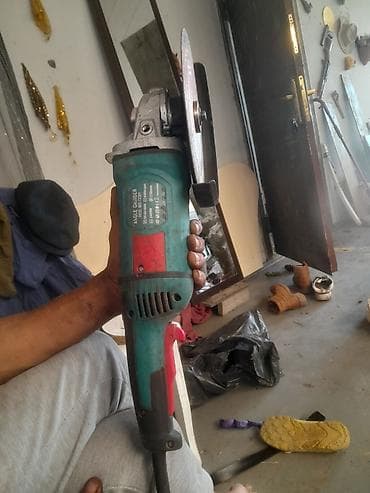 disk mişar: Kəsici/Üyüdücü bucaqslı taşlama (angle grinder) - Elektriklə işləyən — 1