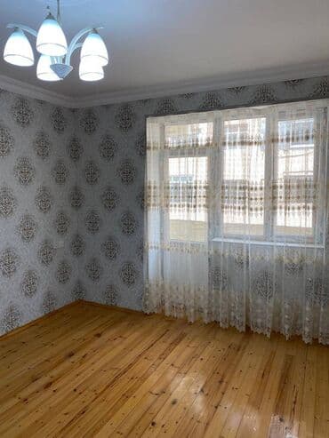 gencede ev: 2 otaqlı, Yeni tikili, 70 kv. m — 1