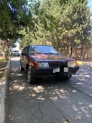 lada aksesuar: Model: VAZ 2109 (Samara) hatchback, 5 qapı Kuzov rəngi: tünd bordо — 8