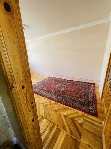 3 комнатная квартира: Гянджа, 3 комнаты, Вторичка, 80 м² — 2