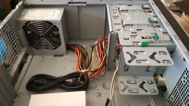 Mərmər effektli PVC panellər: Keys,NEXT". Qida blokuilə. Yeni. Кейс,NEXT" . С блоком питания — 5