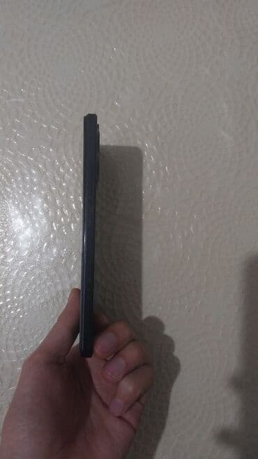 Fly: Xiaomi Redmi smartfon - Brend: Redmi (Xiaomi) - Rəng: Tünd mavi/qara — 4