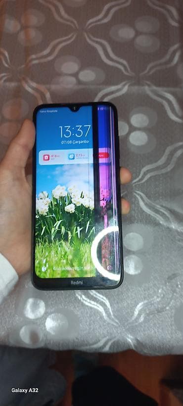 Məhsul: Redmi Note 8 smartfon - Ekran: damla‑notch ön kamera kəsiyi