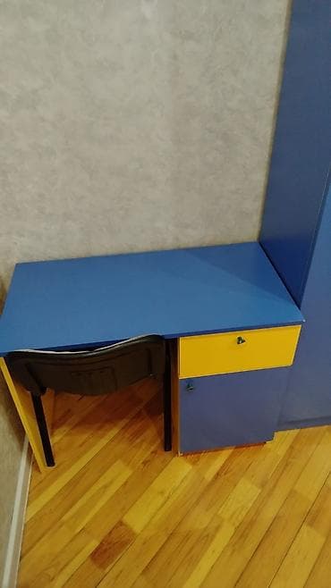 Künc masa, Açılmayan, Təkərsiz lalafo.az -da Künc masa, Açılmayan, Təkərsiz