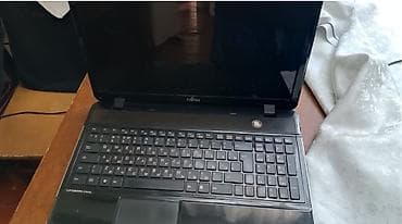 acer noutbuk: Notbuk isleyir, bataryasi xarabdi zaryatkada isleyir, klaviaturasinda — 3