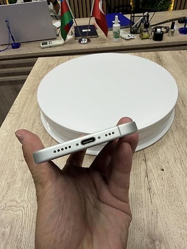 IPhone 16, 128 GB, Ağ, Simsiz şarj — 3