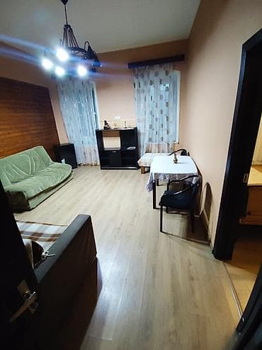 gencede ev: 3 otaqlı 28 may metrosunun təzə çıxışında hər şəraitli həyət evi 600 — 4