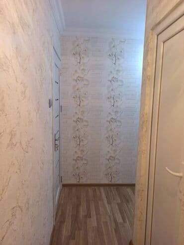 sarayda kiraye: Nizani rayonu Neftçilər,xalqlar metrosunun yaxınlığında köhnə tikili 5 — 10