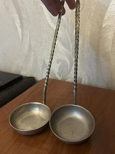 balta sapı: Metaldan hazırlanmış 2 ədəd iri kepçe dəsti. - Material: tökmə metal — 3