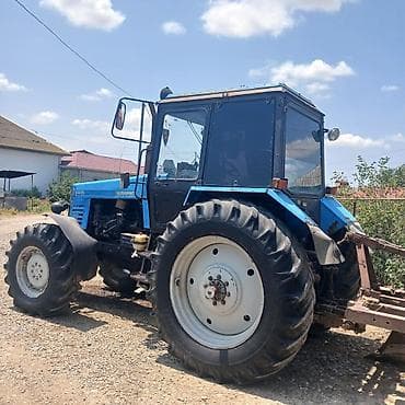opel masin: Belarus 1221 traktor - Marka/model: Belarus 1221 (kabinəli) - Güc — 7