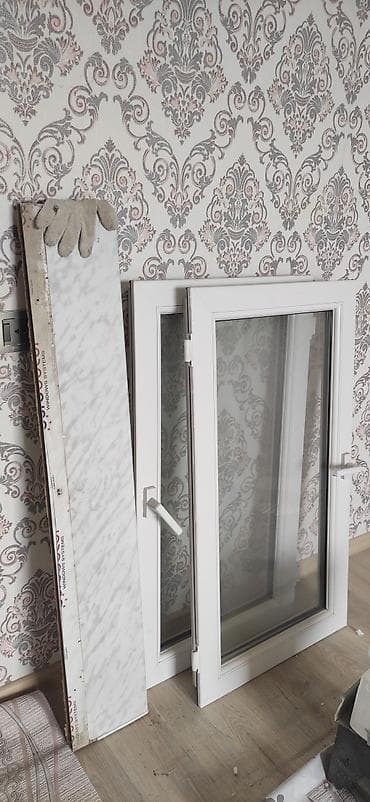 taxta gapilar: PVC balkon çıxış qapısı və pəncərə dəsti - Material: ağ PVC profil — 3