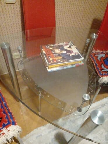 metbex stol ve stullari: КУХОННЫЙ СТОЛ, СТЕКЛЯННЫЙ. НОВЫЙ. Продается за 250м. ТРЕУГОЛЬНЫЙ СТОЛ — 2