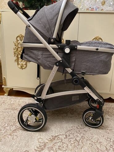 Uşaq geyimi və ayaqqabıları: Klassik gəzinti arabası, Kidilo, İşlənmiş, Cins: Oğlan, Yaş: 12-18 ay, Ünvandan götürmə — 3