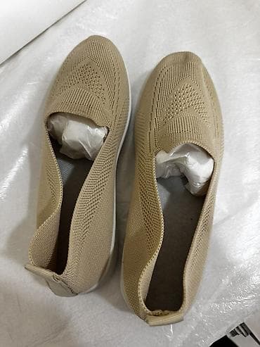 Мокасины и лоферы: Təsviri:Tezedi hec istifade olunmuyub - Qadınlar üçün slip-on tipli — 1