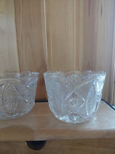 əjdaha meyvəsi qiyməti: Qedimi xrustal konfet qabi satilir .çatlagi yoxdur.3 eded var biri — 2