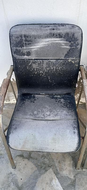 Ofis masaları: 2 eded stul birlikde satilir 15man — 5