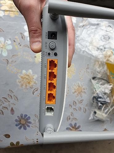 modem tp link qiymeti: Gəncədə 1 ay öncə alınmış əla vəziyyətdə,2 antennalı,başqa provayderə — 1