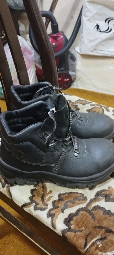 kişilər üçün qaçış krossovkaları: Batinka 38r təzə — 2