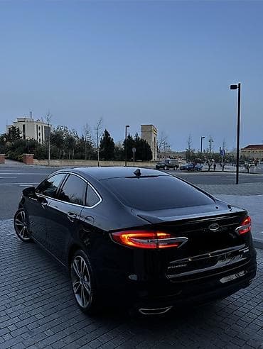 maşın oka: Ford Fusion: 2 l | 2019 il 150870 km Sedan — 3