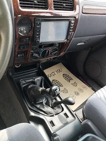 Toyota Land Cruiser Prado J90, gümüşü rəng. - Kuzov: 5 qapı, tam — 4