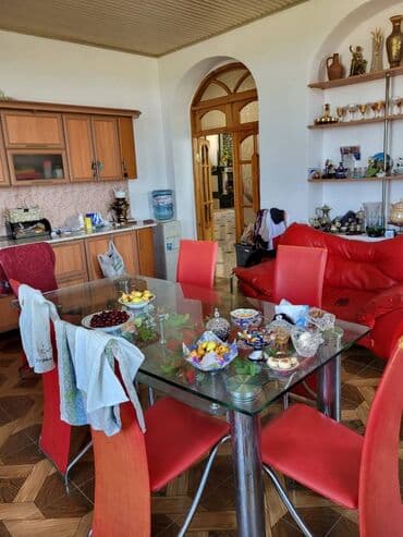 semaye sadliq sarayi: 400 kv. m, 5 otaqlı — 25