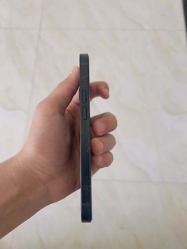 IPhone 13, Черный, Face ID — 6