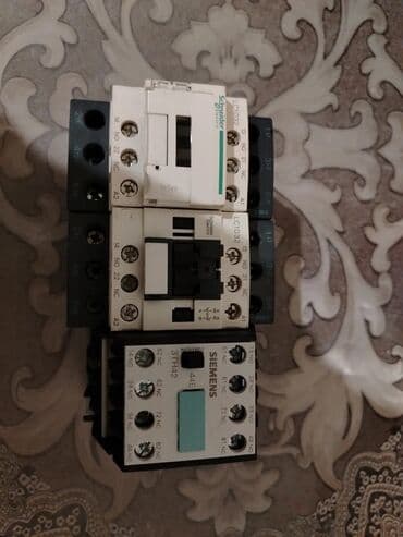 Generatorlar: Schneider Electric Elektrik avtomat, 3 faza, Kredit yoxdur, Zəmanətsiz, Ünvandan götürmə — 1