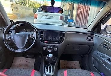 Kia rio avtomat sedan. Yaxşi veziyyetdedir heç bir problemi yoxdu — 3