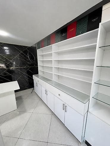 aptek vitrin: 1 və 2-ci şəkil “Eni 2.30 sm Hündürlüyü 2 metr 3 və 4-cü şəkil “Eni 90 — 1