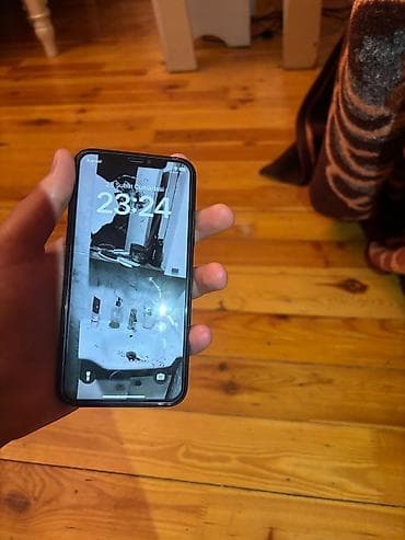 2 el televizor: IPhone 11 Pro, 256 GB — 3