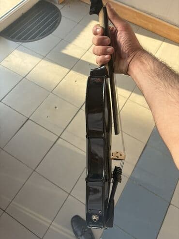 чехлы для скрипки: Qara klassik skripka dəsti - Korpus: parlaq qara laklı, f-deşikli — 3